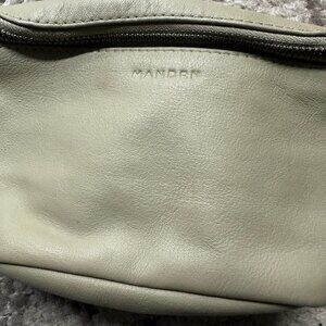 MANDRN Crossbody  - Cream